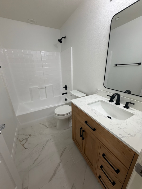 Building Photo - 10470 Hollingsworth Way