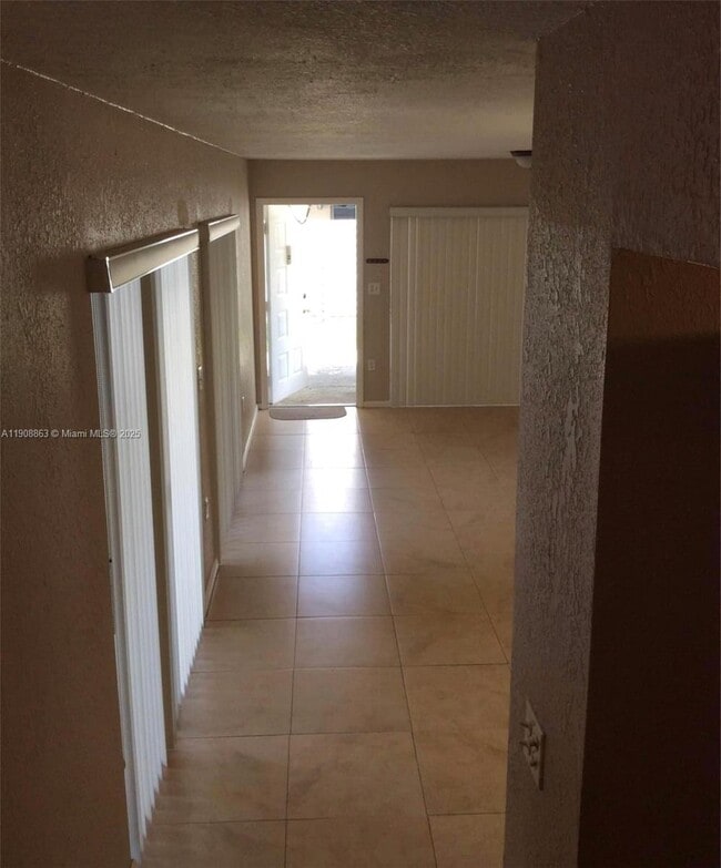 Building Photo - 14377 SW 97th Terrace