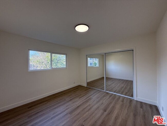Building Photo - 3707 S Canfield Ave