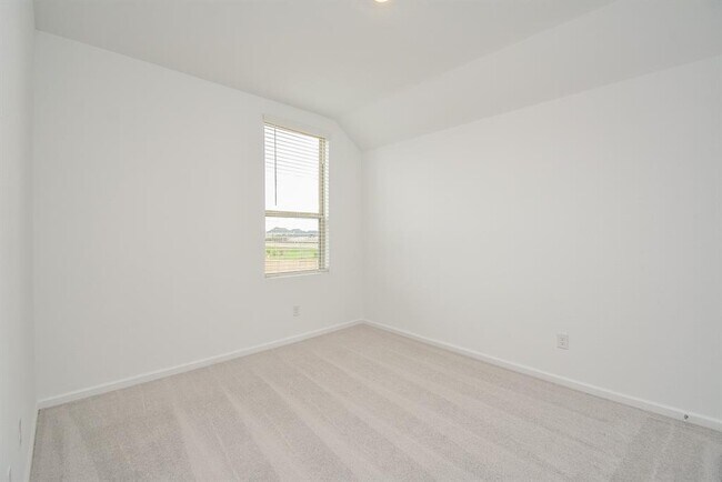Building Photo - 5410 Holly Hvn Ct