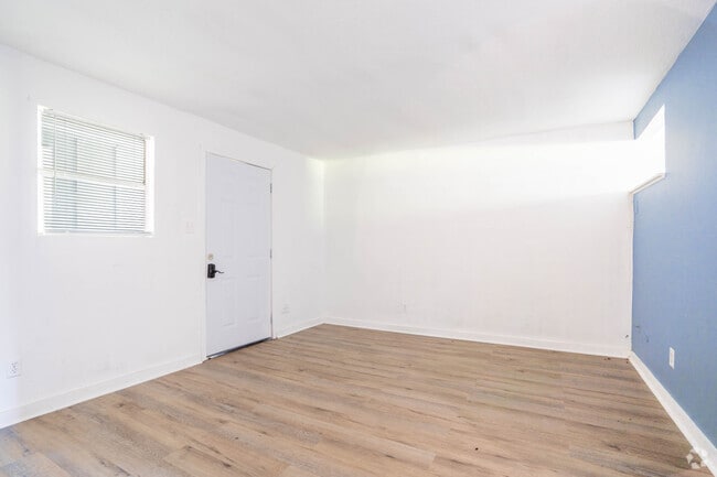 1BR, 1BA - Living Room - Pipkin Apartments
