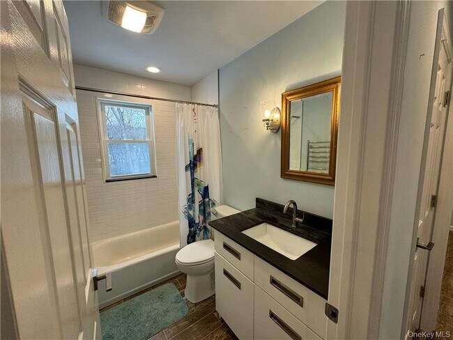 Building Photo - 317 Overlook Ct