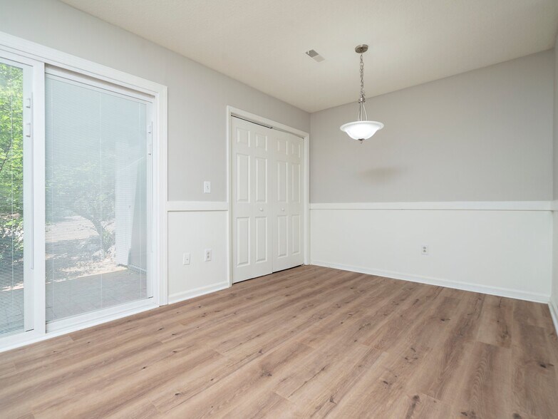 Kitchen/Dining - 4358 Hunters Club Dr