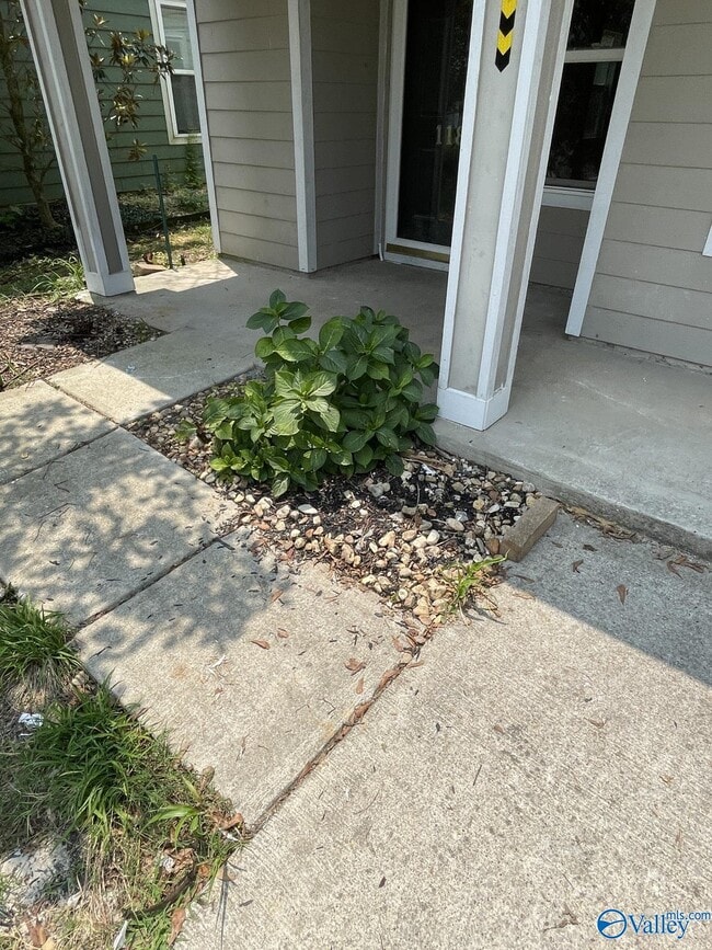 Building Photo - 118 Blackwell Ct