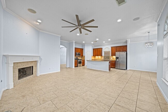 Building Photo - 5123 Shadow Breeze Ln