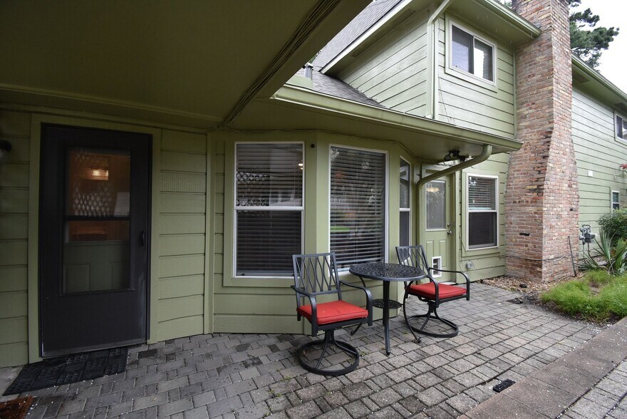 Building Photo - 7907 Aleta Dr