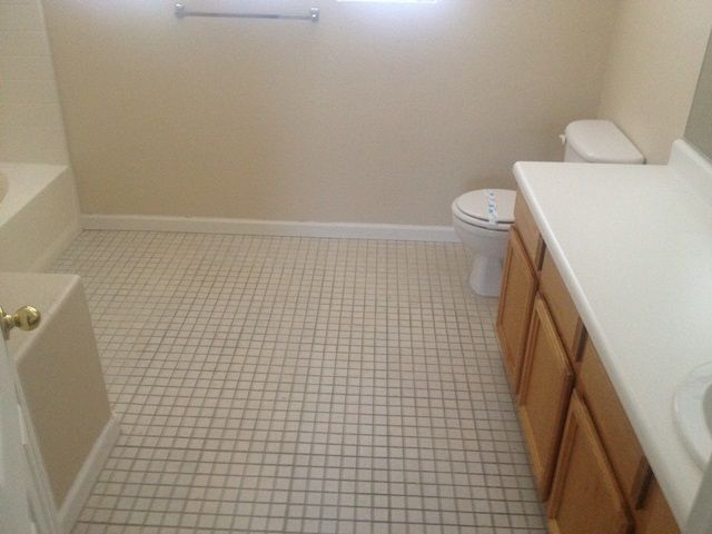 Building Photo - 1222 S 119th Ln