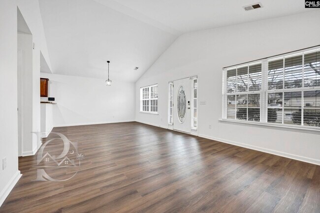 Building Photo - 86 Deertrot Ct