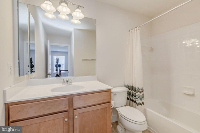 Building Photo - 6266 Summit Point Ct