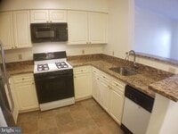 Building Photo - 2204 Westcourt Ln