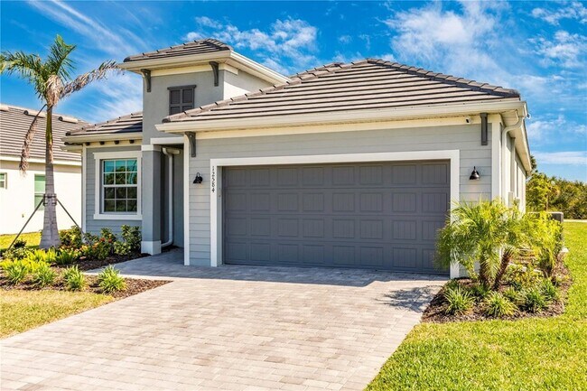 Building Photo - 12584 Wellen Golf St