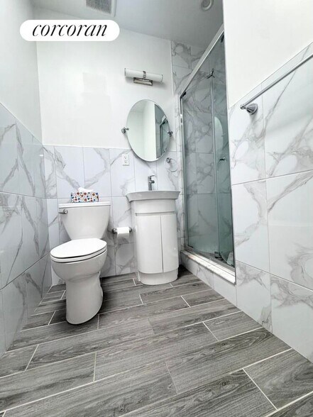 Building Photo - 703 MacDonough St