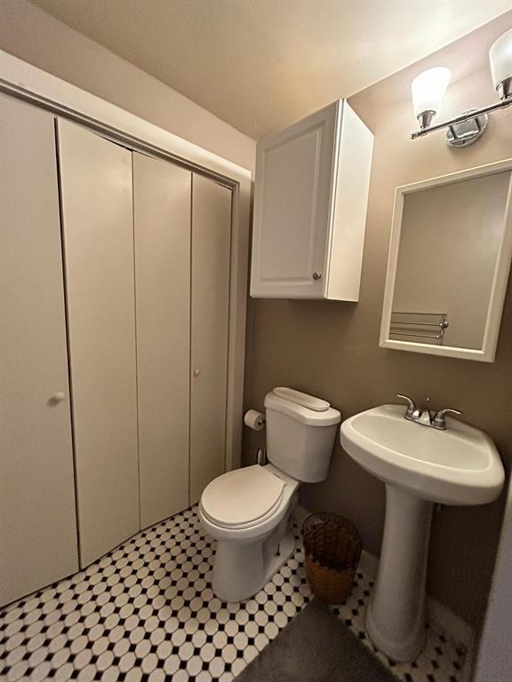 Building Photo - 2348 Dryden Rd