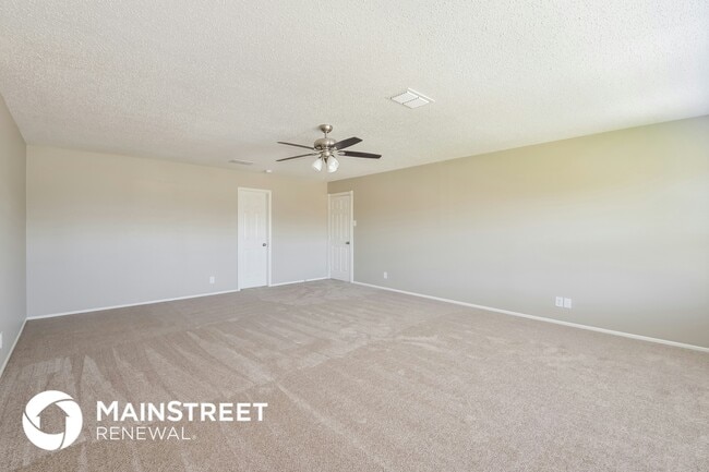 Building Photo - 8118 Sunshine Trail Dr