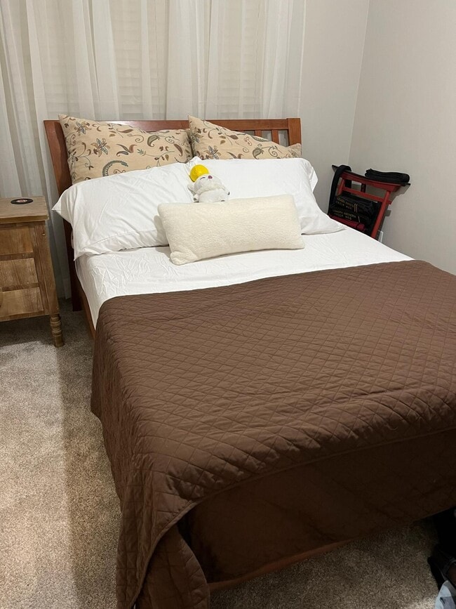 Building Photo - 165 Brooks St SE