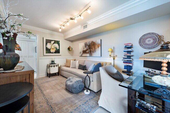 Building Photo - 4000 Towerside Terrace