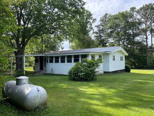 Building Photo - 24 Agan Dr