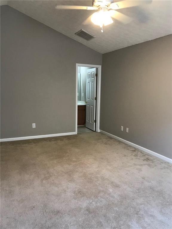 Building Photo - 225 Silver Ridge Dr