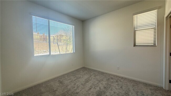 Building Photo - 1513 Bat Hawk St
