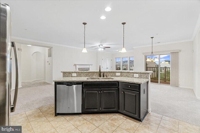 Building Photo - 6501 Walcott Ln