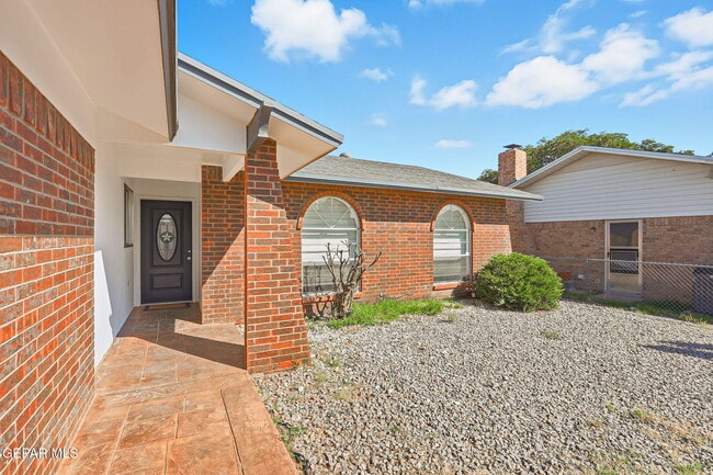 Building Photo - 5609 Van Horn Dr