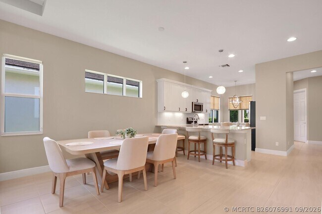 Building Photo - 8942 SW Pepoli Way