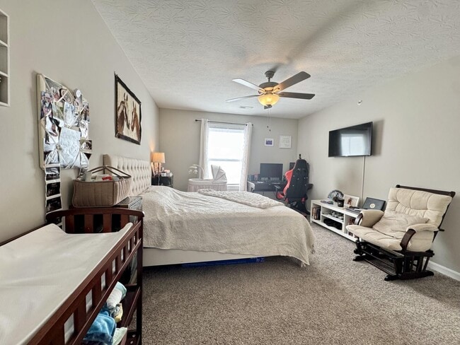 Building Photo - 2506 Crosshill Dr