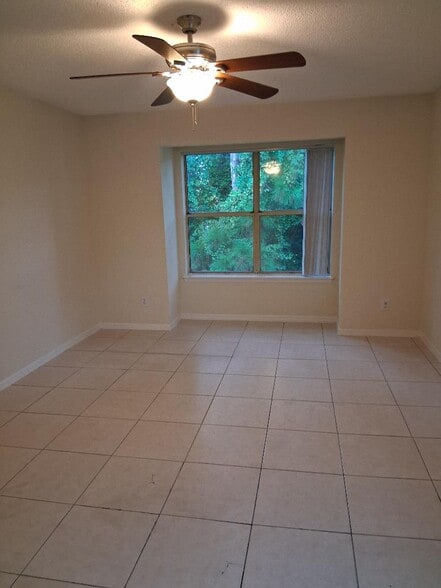 Master Bedroom view to trees - 101 Bent Tree Dr