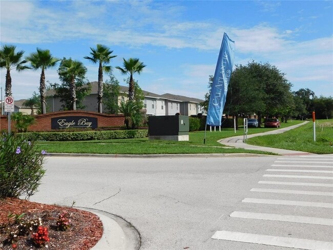 Building Photo - 2981 Tomorrow Dr