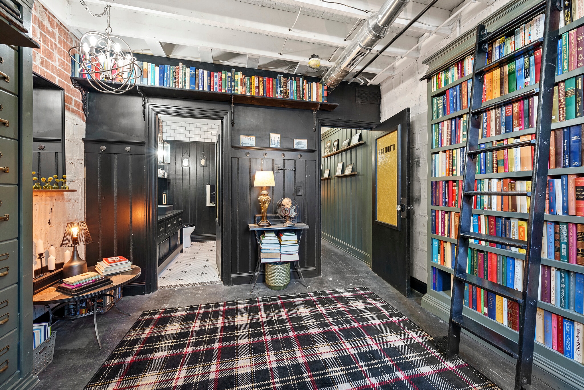 Building Photo - 43 W Markison Ave