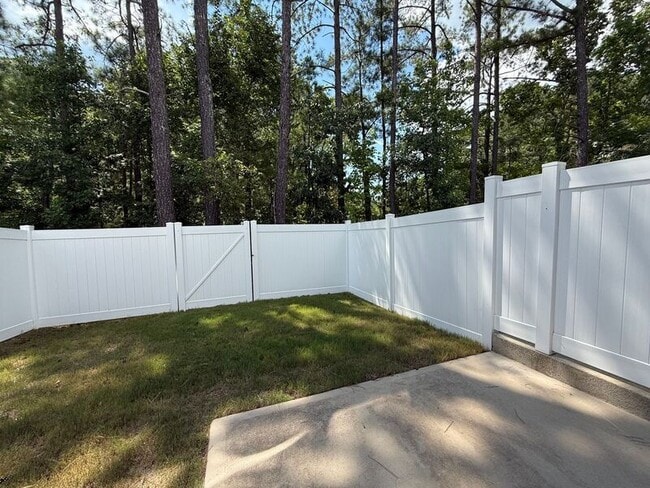 Building Photo - 1404 Glacier Dr