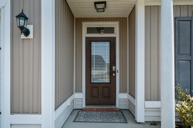 Building Photo - Comfort Meets Space in This Beautiful Chapel Park 4-Bedroom Home