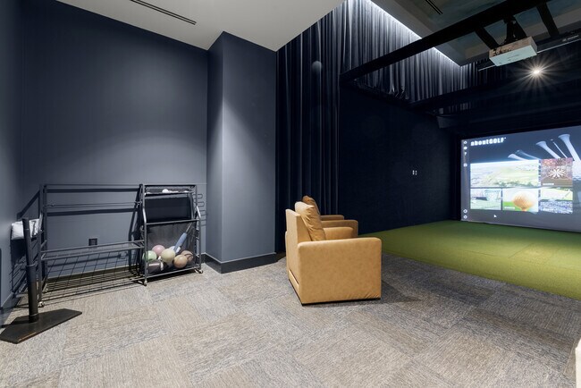 Building Photo - 2425 Peachtree Rd NE