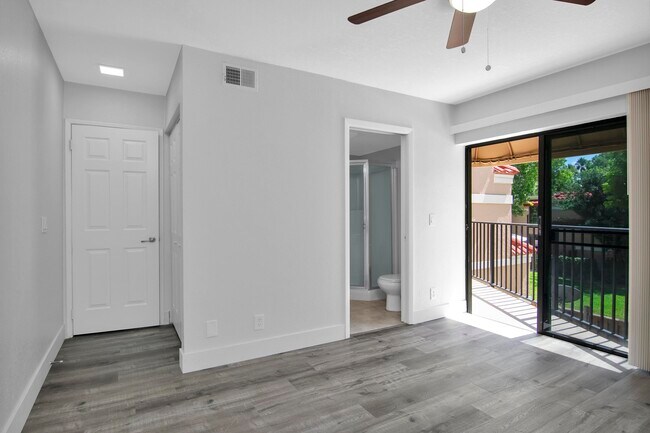 Building Photo - 8050 Severn Dr