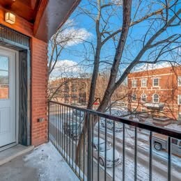 Building Photo - 1154 E 54th Pl