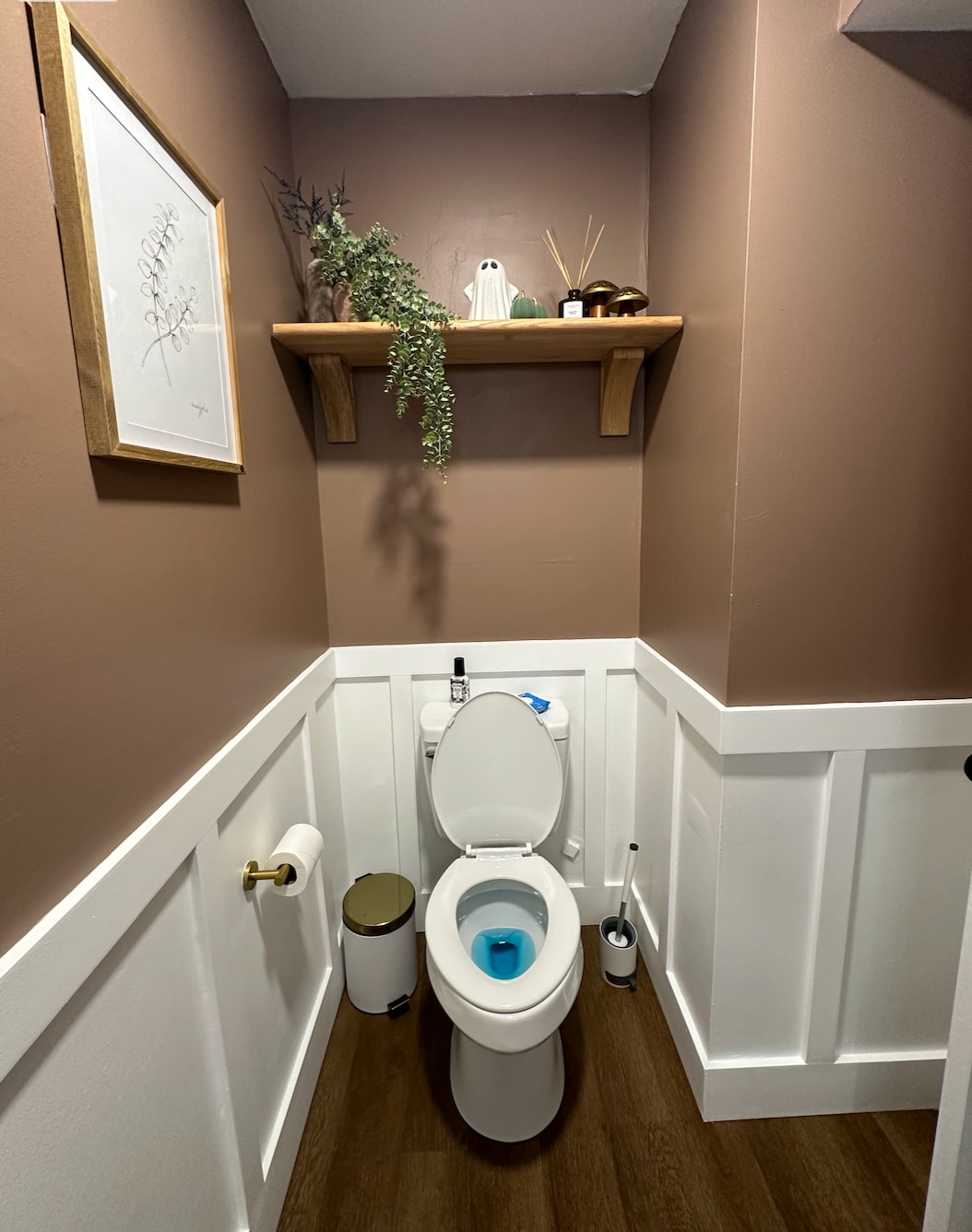 downstairs bathoom - 1950 Bayberry Dr