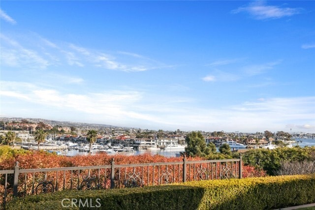 Building Photo - 108 Kings Pl