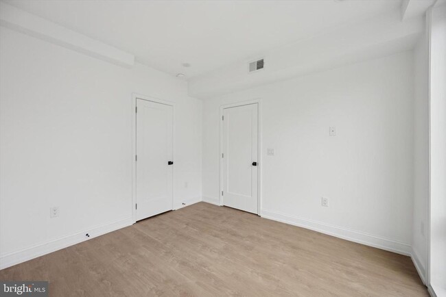 Building Photo - 1614 Ridge Ave