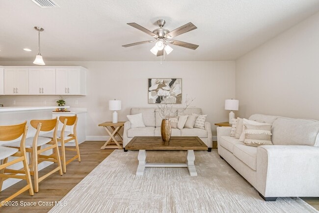 Building Photo - 177 Hidden Woods Pl