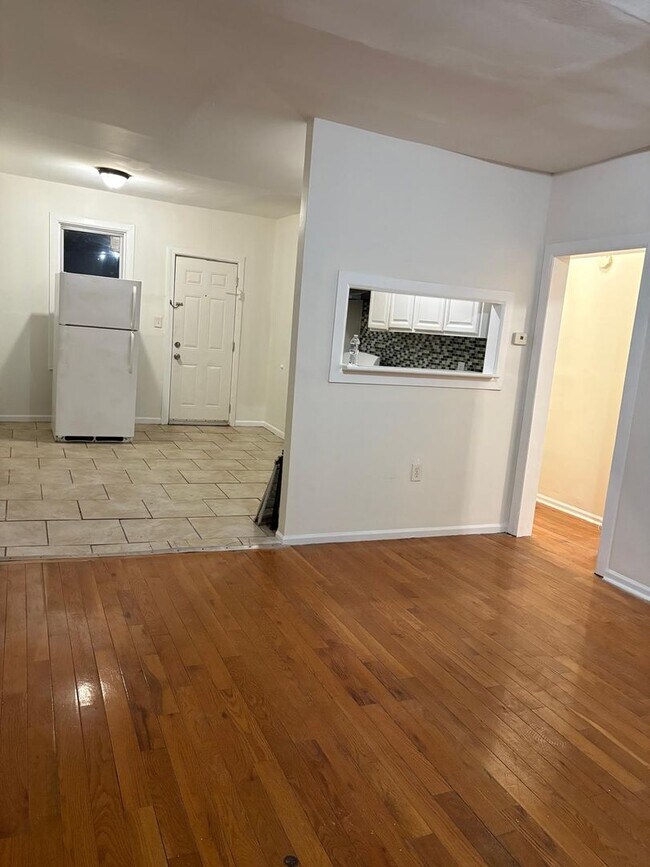 Building Photo - 764 S 17th St