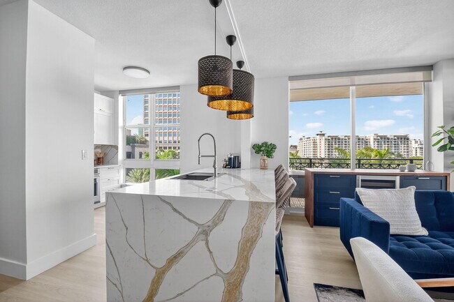 Building Photo - 550 Okeechobee Blvd