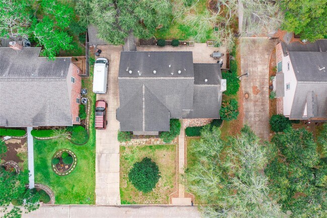 Building Photo - 18310 Spellbrook Dr