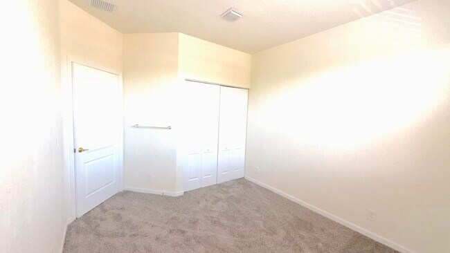 Building Photo - 5919 Walnut Park Ln