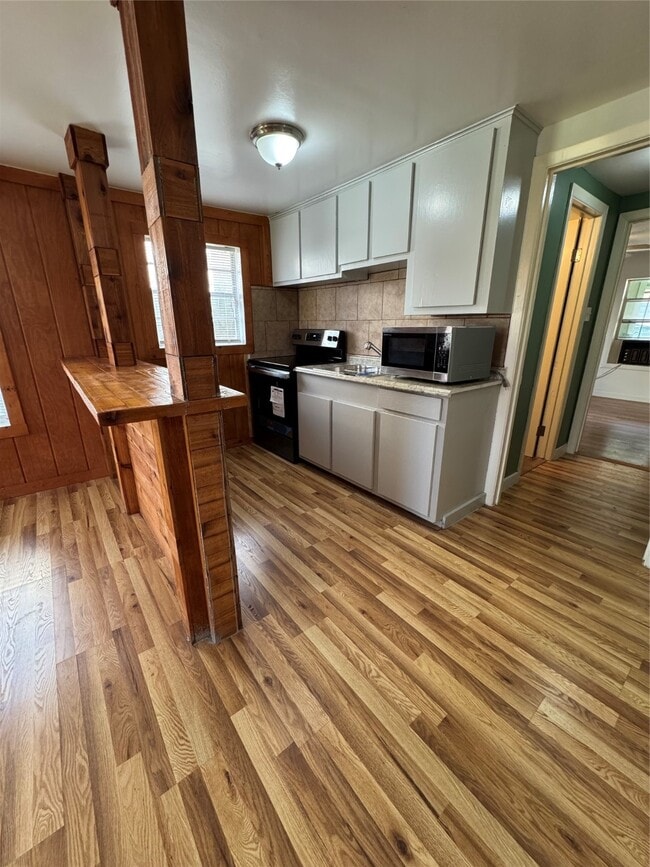 Building Photo - 2918 46th St