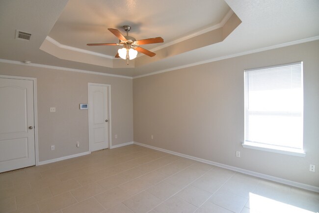 Building Photo - 3501 Salt Fork Dr