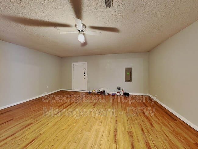 Building Photo - 311 Toronto Cir