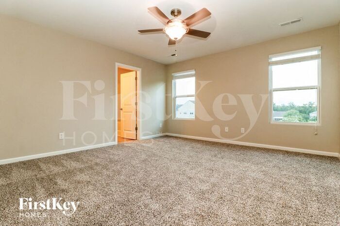 Building Photo - 605 Watershed Dr