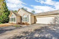 Building Photo - 418 Kenley Ct