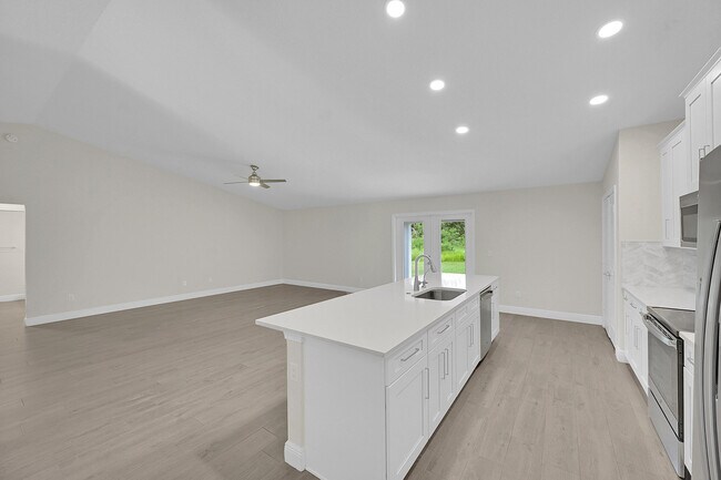 Building Photo - 16440 81st Ln N