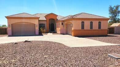 Building Photo - COMING SOON...BEAUTIFUL HOME ON HUGE LOT!